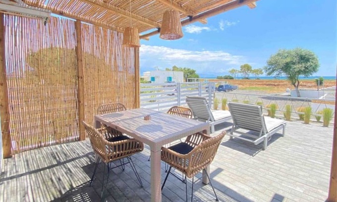 Messini House | Cozy Seaview Retreat with Private Terrace for Families