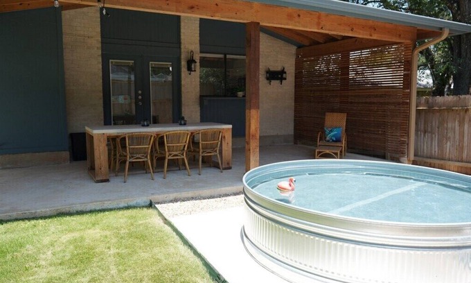 Woods of Shavano House | Relax at Boho Bucknell - Minutes from Six Flags & The Rim