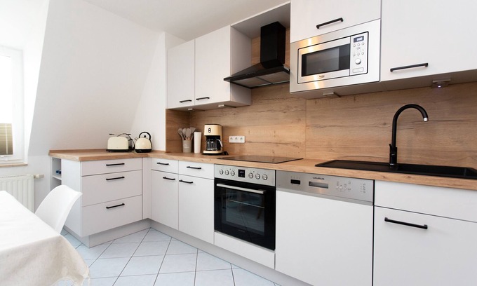 Markkleeberg Apartment | Boho Chic Markkleeberg: Family-Friendly Near Leipzig Center
