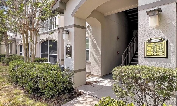 Ocoee Apartment | Boho Oasis 20 min from disney, universal, & more