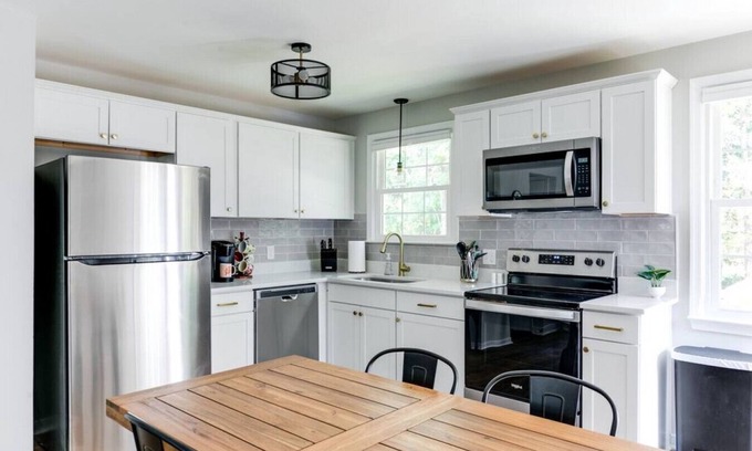 Dumbarton House | Cozy Boho Ranch Home with Pet-Friendly Amenities