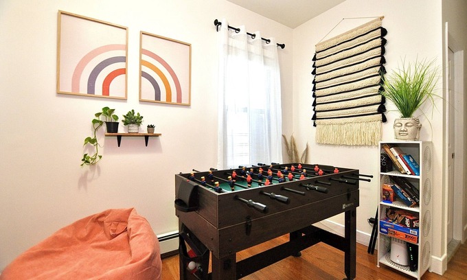 Queens Apartment | Stylish Boho Chic Apartment with Game Room near Penn Station