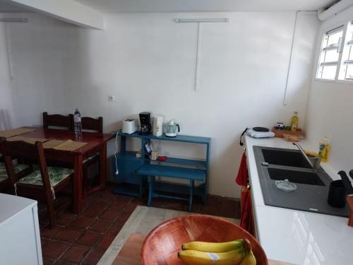 Le Robert Apartment | Bois Canon: 4-Star Hotel with Ocean Views and Pet-Friendly