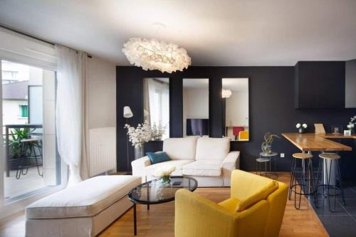 Bois-Colombes Apartment | Bois-Colombes St Lazare 3 rooms Terrace