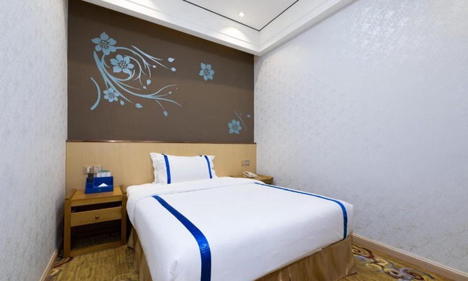 Dongmen Hotel | Discover Bokadun Boutique Hotel Shenzhen - Family-Friendly Stay