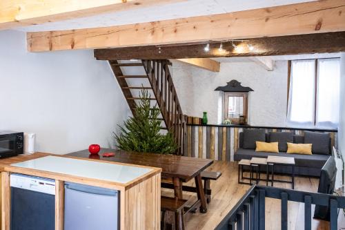 Mijanes House | Family-Friendly Retreat at Bol d'air à Mijanès