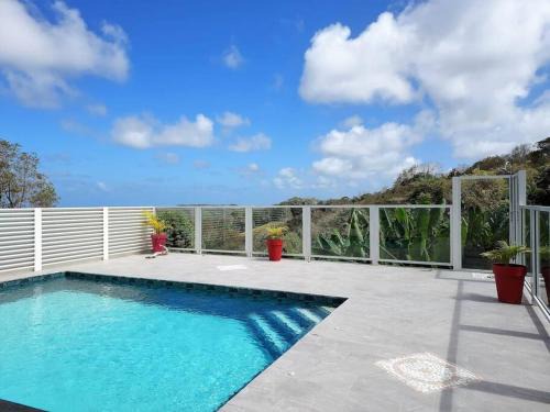 Le Vauclin House | Inviting Bold'Air: Pool with Ocean View and Family-Friendly