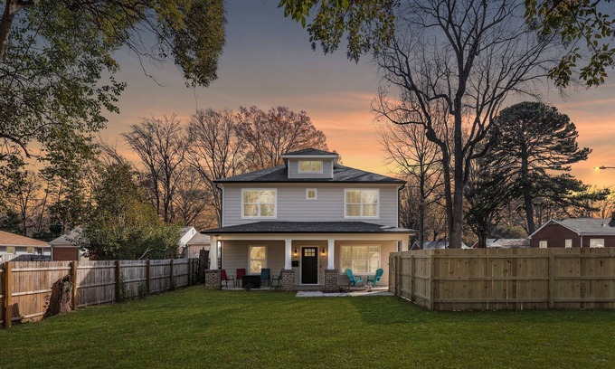Charlotte House | Inviting Uptown Retreat with Hot Tub & 6 Comfortable Beds