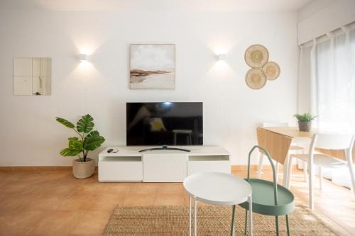 Las Acacias Apartment | Child-Friendly Bolivia 167: Guest Rated 8.6/10