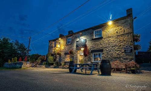 Richmond Hotel | Discover Bolton Arms Downholme: Family-Friendly Retreat