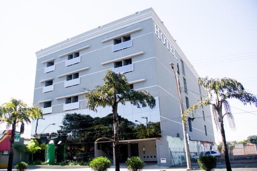 Uberaba Hotel | BOMBONATO HOTEL - Easy Airport Access & Family-Friendly Stay