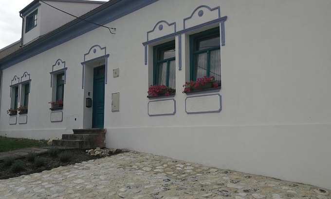 Horni Vestonice Apartment | Family-Friendly Bona Terra with Kitchen Amenities & 9/10 Rating