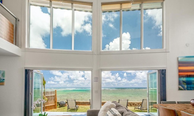 Anahola House | Oceanfront Bond House: Family-Friendly with Scenic Views