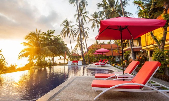 Bondalem Villa | Serene Bondalem Beach Club: Oceanfront Bliss Awaits