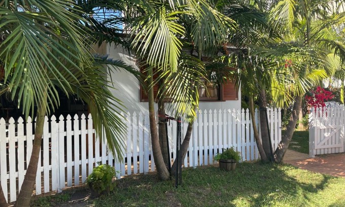 Bongaree Apartment | Ocean View Family Retreat at Bongaree Ocean Villa