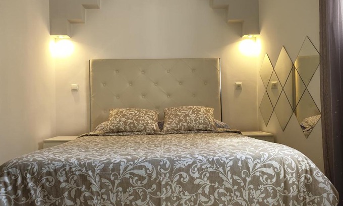 Almenara Apartment | Family-Friendly Bonito Apto Cinco Torres Plaza Castilla