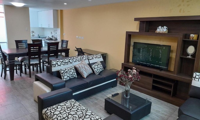 Cayma Apartment | Modern Apartment in Cayma - Family-Friendly Getaway