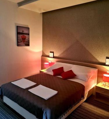 Slavonski Brod Apartment | Top-Rated Child-Friendly Rooms at BoNiToS, SOBE