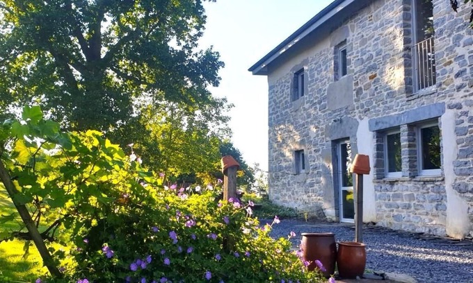 Lys House | Welcoming Bonnevigne Gîte - Family-Friendly Stay in LYS