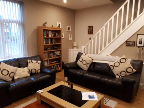 Colne Apartment | Pet-Friendly Retreat at Bonny Colne On The Hill