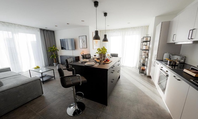 Herzogenaurach Apartment | Bonnystay Herzogenaurach: Nature & Relaxation Near Center
