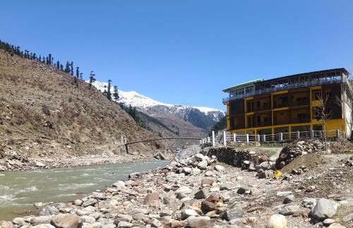 Khyber Pakhtunkhwa Hotel | Pet-Friendly Comfort at Bono Motels - A 4-Star Escape