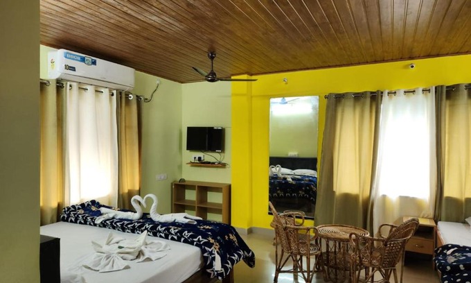 Neora Resort | Relax at Bonobithikaloy Resort with Pool & Pet-Friendly Stay