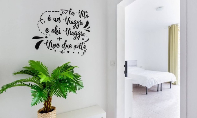 Gallaratese Apartment | Bright & Functional Bonola M1 Underground Apartment for Families