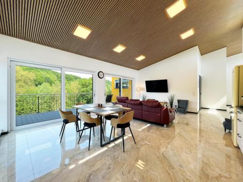 Wachtberg Apartment | bonquartier - Luxuriöses 4-Zi-Penthouse mit großer Terrasse - Blick ins Grüne