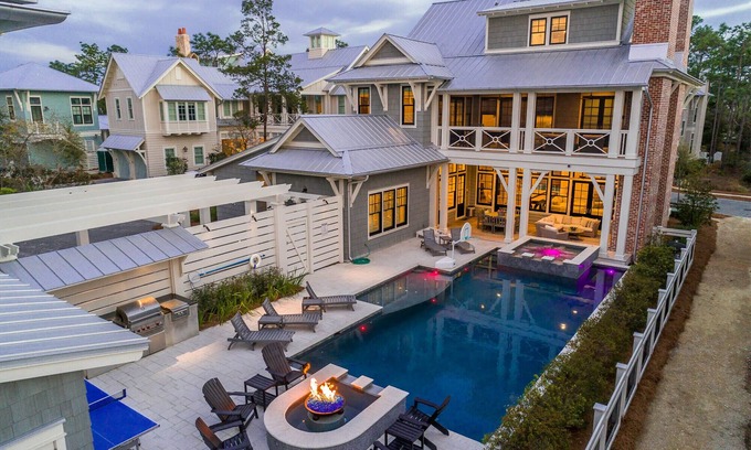 Watercolor House | Discover "Vermillionaire" with Private Pool in WaterColor!