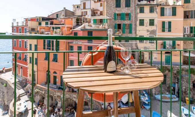 Riomaggiore Apartment | Discover Cà da Mirela: Guest Rated 10/10, Breakfast Included