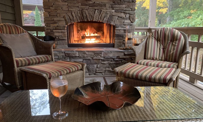 Cullowhee House | Cozy Getaway with Scenic Views and Fantastic Amenities