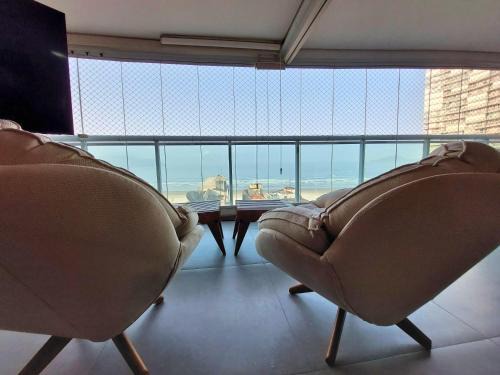 Pompeia Apartment | Experience Oceanfront Bliss at Santos Estanconfor 1908