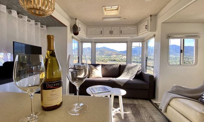 Talent House | BookStayHop - Glamping Compound at Paschal Winery ~ Hot Tubs ~Mountain Views!