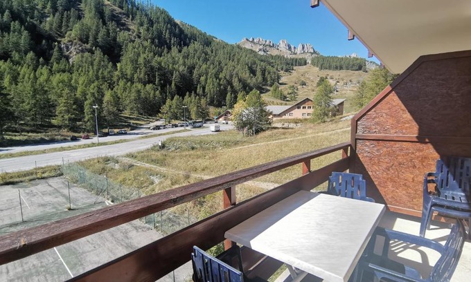 Reallon Apartment | Family-Friendly Boost Your Immo Gardette in Réallon