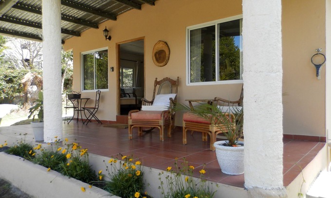 Los Naranjos House | Private House in Boquete with Gardens & Spa, Walk to Town