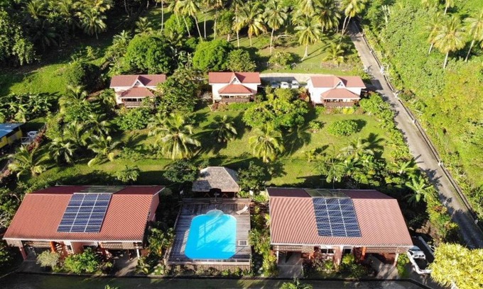 Bora Bora Hotel | Discover Bora Bora Holiday's Lodge with Ocean Views & Pool