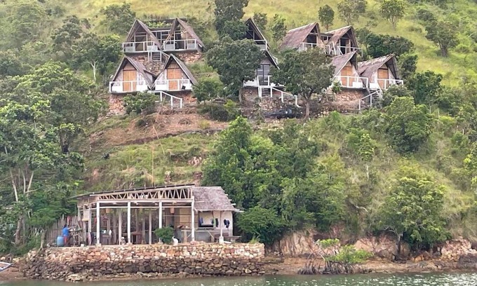 Coron Resort | Relax at Borac Bay View: Family-Friendly with Spa & Breakfast