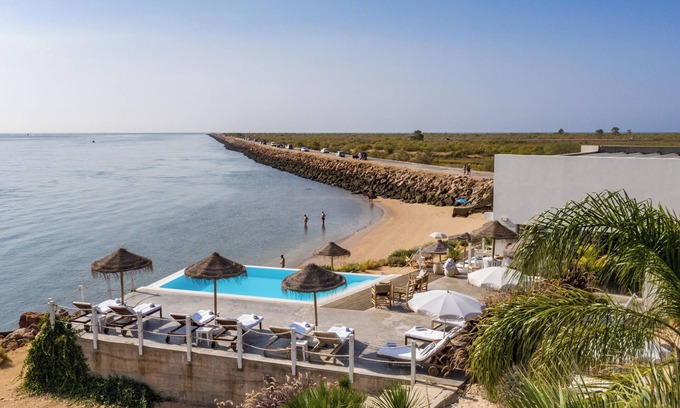 Vila Real Santo Antonio Hotel | Elegant Grand House - Relais & Chateaux with Spa & Pool