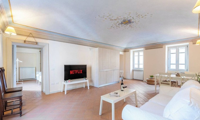 Magliano Alfieri Apartment | Borgo Alfieri Suite 1