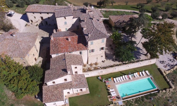 Montelaguardia House | Elegant Borgo Colognola - Dimora Storica with Ocean Views
