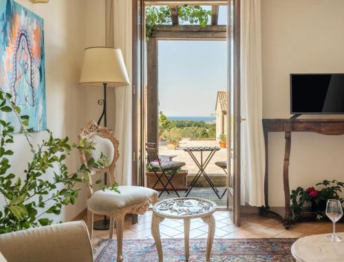 Montegridolfo Hotel | Borgo degli Ulivi - Castello di Montegridolfo
