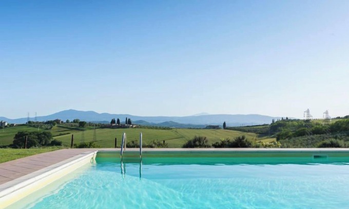 Castiglione del Lago House | Discover Borgo del Papa: Guest Rated 9.2 with Spa & Pool