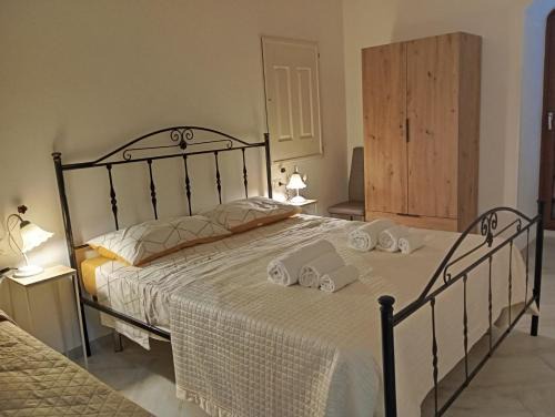 Vico del Gargano Apartment | Relaxing Borgo Family Suite with Oceanfront Pool Access