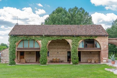 Montegalda Apartment | Discover Borgo Feriani: Eco-Friendly Oceanfront Retreat