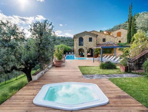 Larciano Villa | Discover Borgo in Montalbano: Family-Friendly Retreat