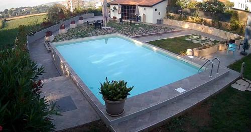 Filandari Apartment | Exceptional Borgo Nicoletta: Oceanfront Poolside Retreat
