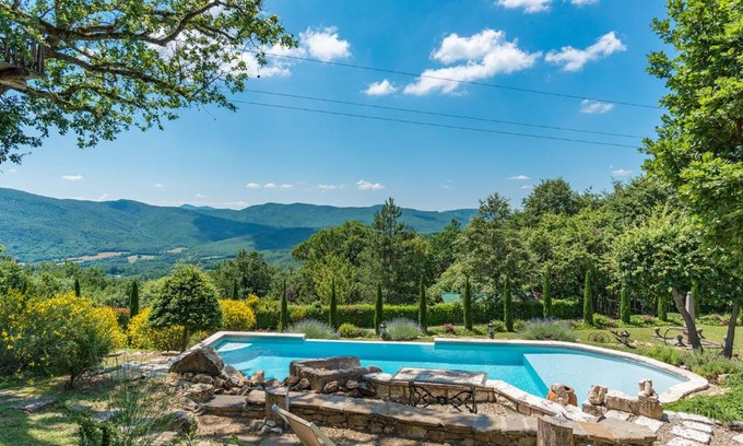 Ciciano Villa | Paradise Awaits at BORGO PARADISO 4&2, Emma Villas