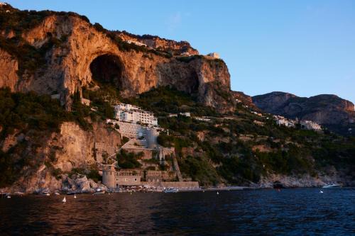 Pogerola Hotel | Experience Elegance at Borgo Santandrea with Oceanfront Bliss