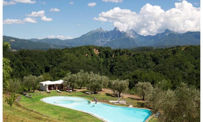 Masero Apartment | Discover Borgo Vaccareccia Adelasia: 4-Star Family Retreat